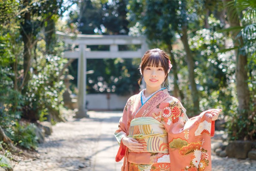 代々木八幡宮での成人式の前撮り写真@美容室スプラッシュ